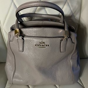 LIKE NEW Coach cream/taupe leather purse